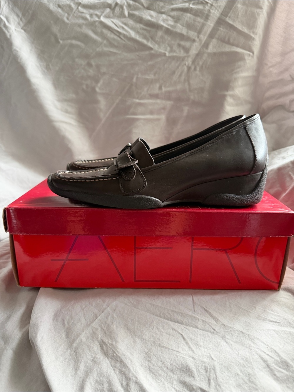 Aerosoles Women's Bologna Brown Leather Loafer Wedge Shoes - Size 7M